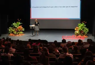 Entrevista Tina Rosenberg: ¿cómo contar historias que ofrezcan soluciones?