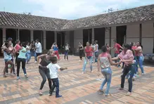 Jóvenes en la Ciudadela América