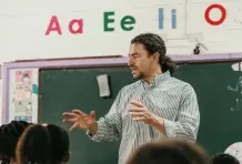 Carlos-mario-gil-cronicas-del-barrio-aranjuez-3