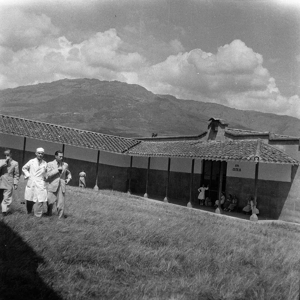 aranjuez-exposicion-linea-de-tiempo-comfama-25