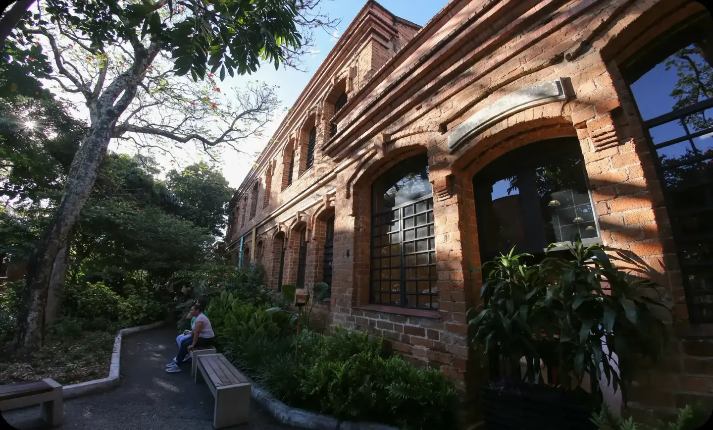 Centro Cultural Comfama Aranjuez 