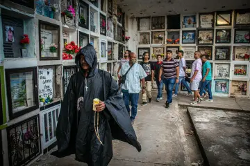 4-El animero Hugo Montoya 2animero-cronicas-del-barrio-victor-manuel-tangarife