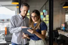 Curso escuela empresarial >  Descubre el poder de Locker Studio