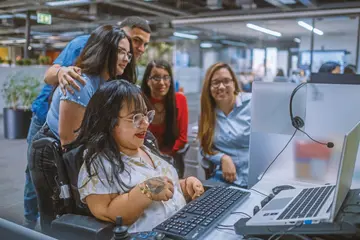 Un puente para la inclusión laboral
