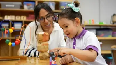 #EnEquipoConComfama    cuido y educo a mi hija