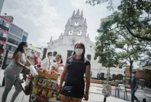 Putamente-poderosas-cronicas-del-barrio-la-candelaria-17