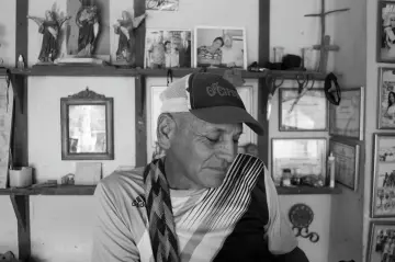 006byron-cronicas-del-barrio-juan-jose-henao