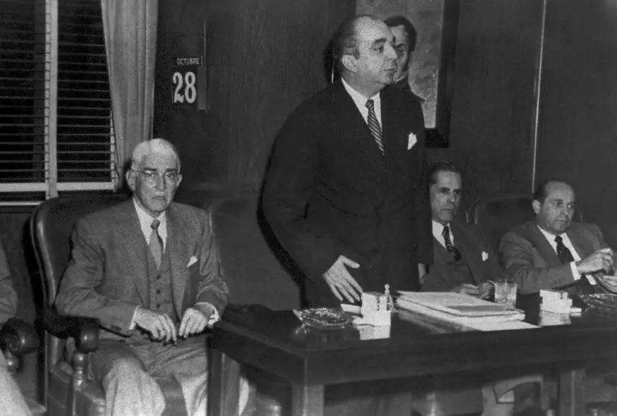 Comfama-historia-ano-1956