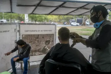 Historia 10: Cortes de pelo para hacerle quite a la violencia