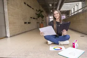 Diseño grafico - BECAS