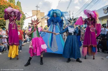 Nuestra gente artes de la calle