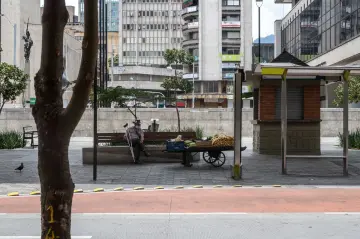 la-calle-esta-dura-tres