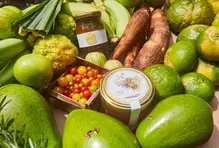 Mujer Cafam Isabel Cadavid