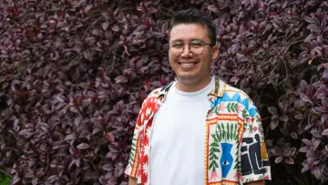 Maestro sonriendo CTA