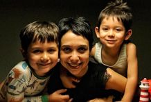 estefanía gonzález leo con mis hijos