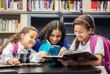 lectura escritura oralidad usuarias leyendo