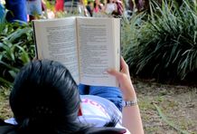 Cabecera Fiesta del libro Volver al Jardín